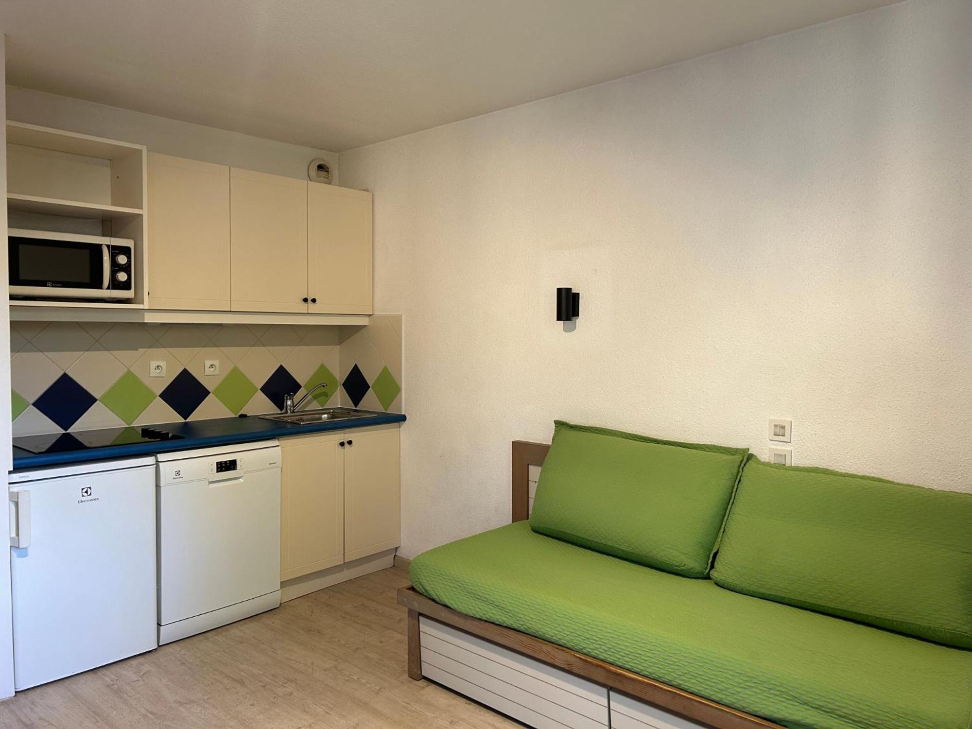 Domaine Valescure Appartement 1 Ou 2 Pieces Vue Jardin Ou Piscine Saint-Raphael  Exterior photo
